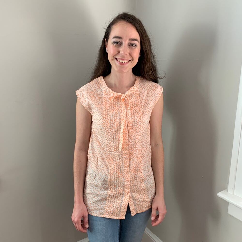 Gap Button Down Top With Tie, Size XS